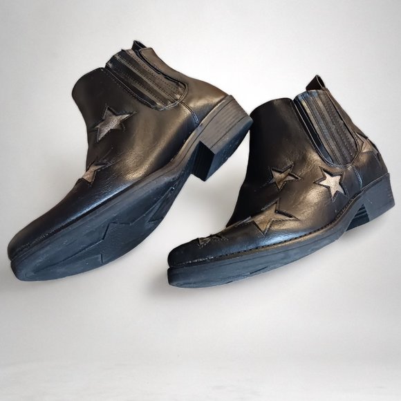 Seven7 Black Faux Leather Rockstar Silver Star Booties Ankle Boots  Size 9 - Picture 7 of 10